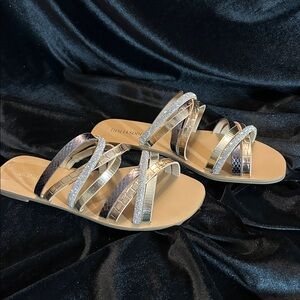 NWB THALIA SODI SANDALS 8